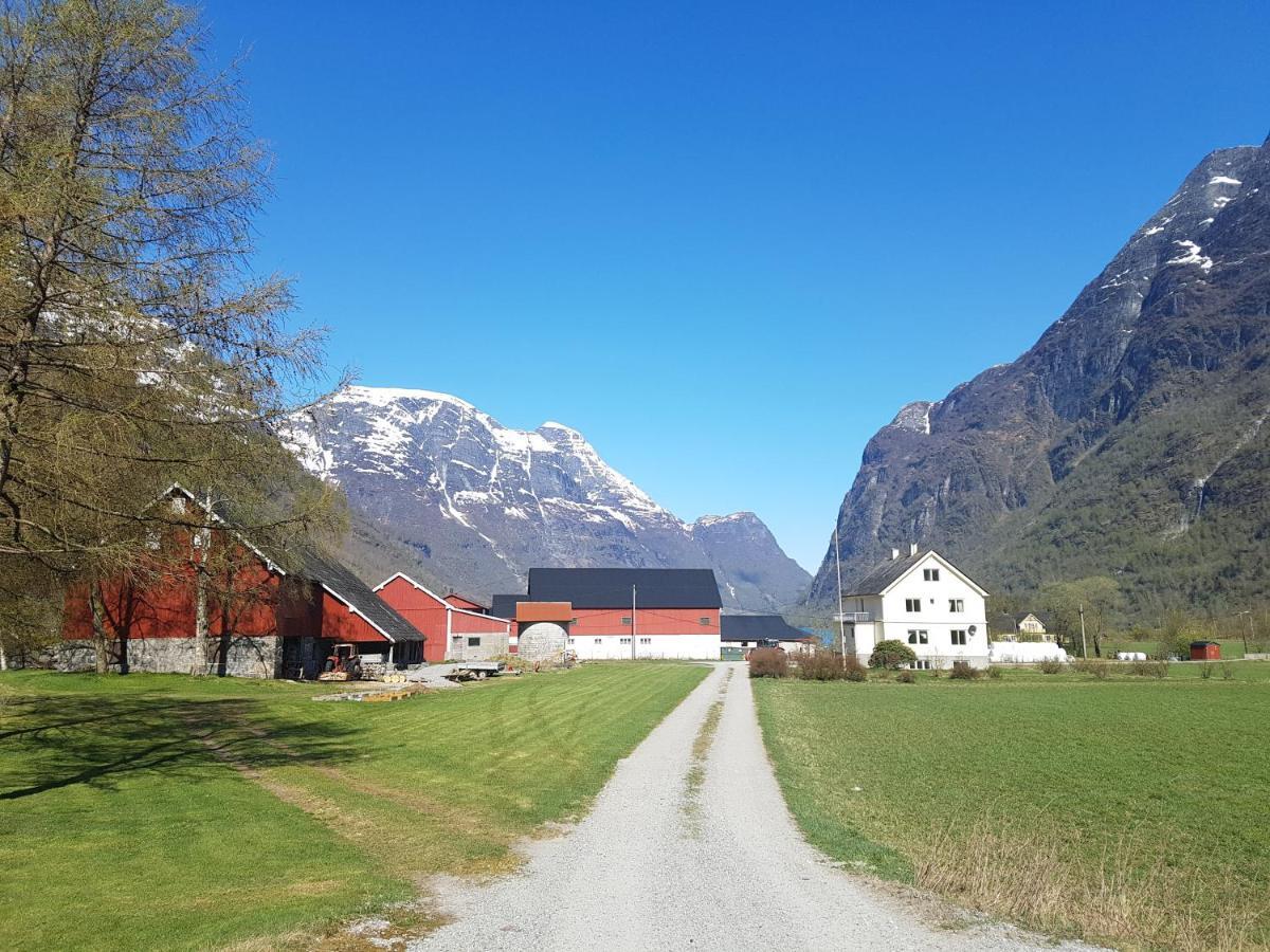 Glacier And Waterfall View Briksdalsbre Buitenkant foto